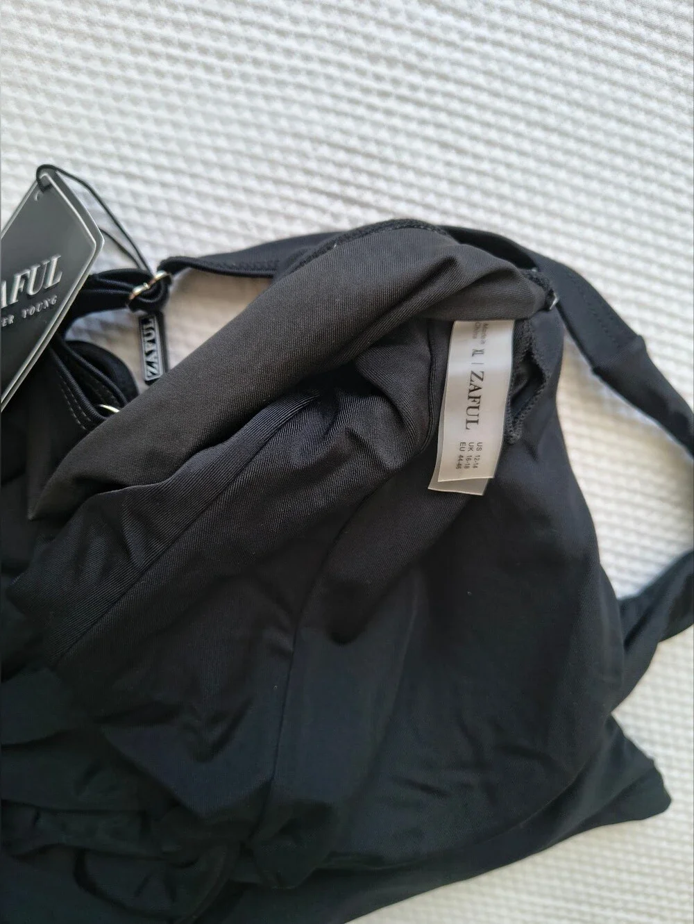 The Unbranded Brand new without